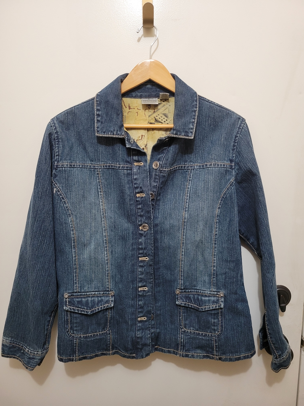 Chico's Medium Blue Denim Jacket with Front Pockets - Size 2